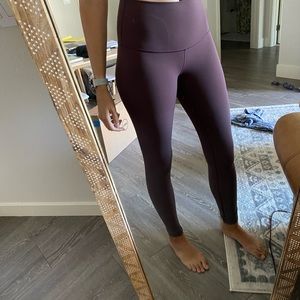 Lululemon leggings